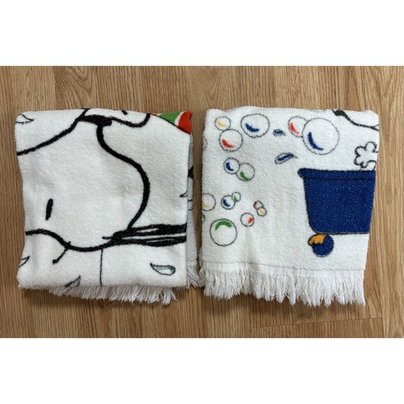 Pair Of Vintage Snoopy Bath towels Woodstock & Snoopy  38” X 23” EUC - Picture 3 of 3